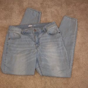 Skinny light wash jeans